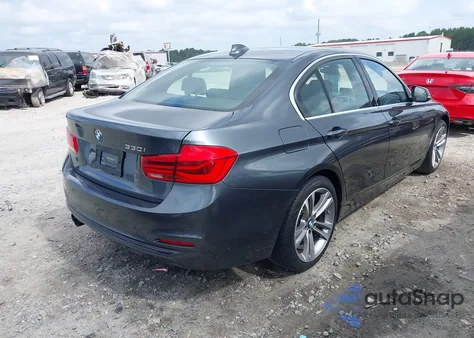2017 BMW 330I из США, поврежденный, VIN WBA8B9G54HNU09617